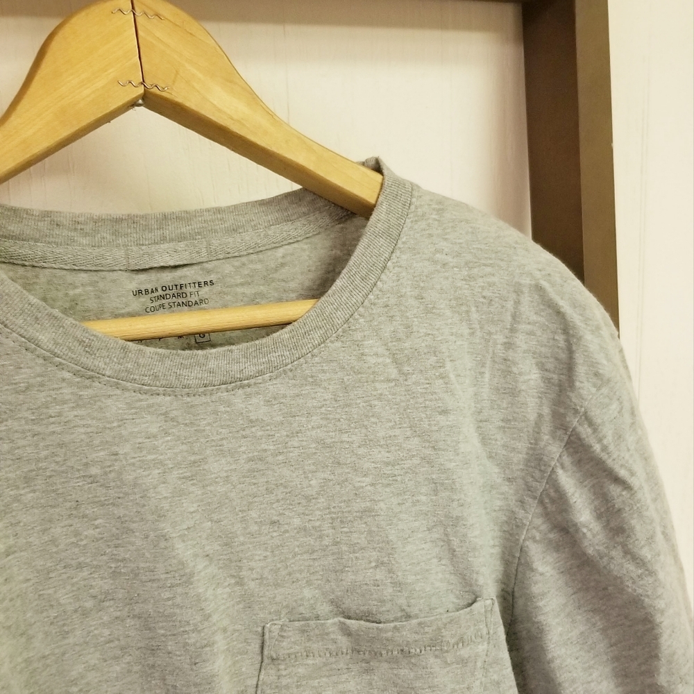 Urban Outfitters Gray Standard Fit tee